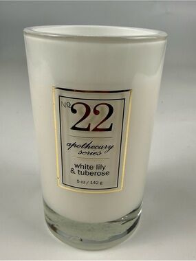 Bellevue Apothecary Series No 22 White lily & tuberose Candle 5 oz